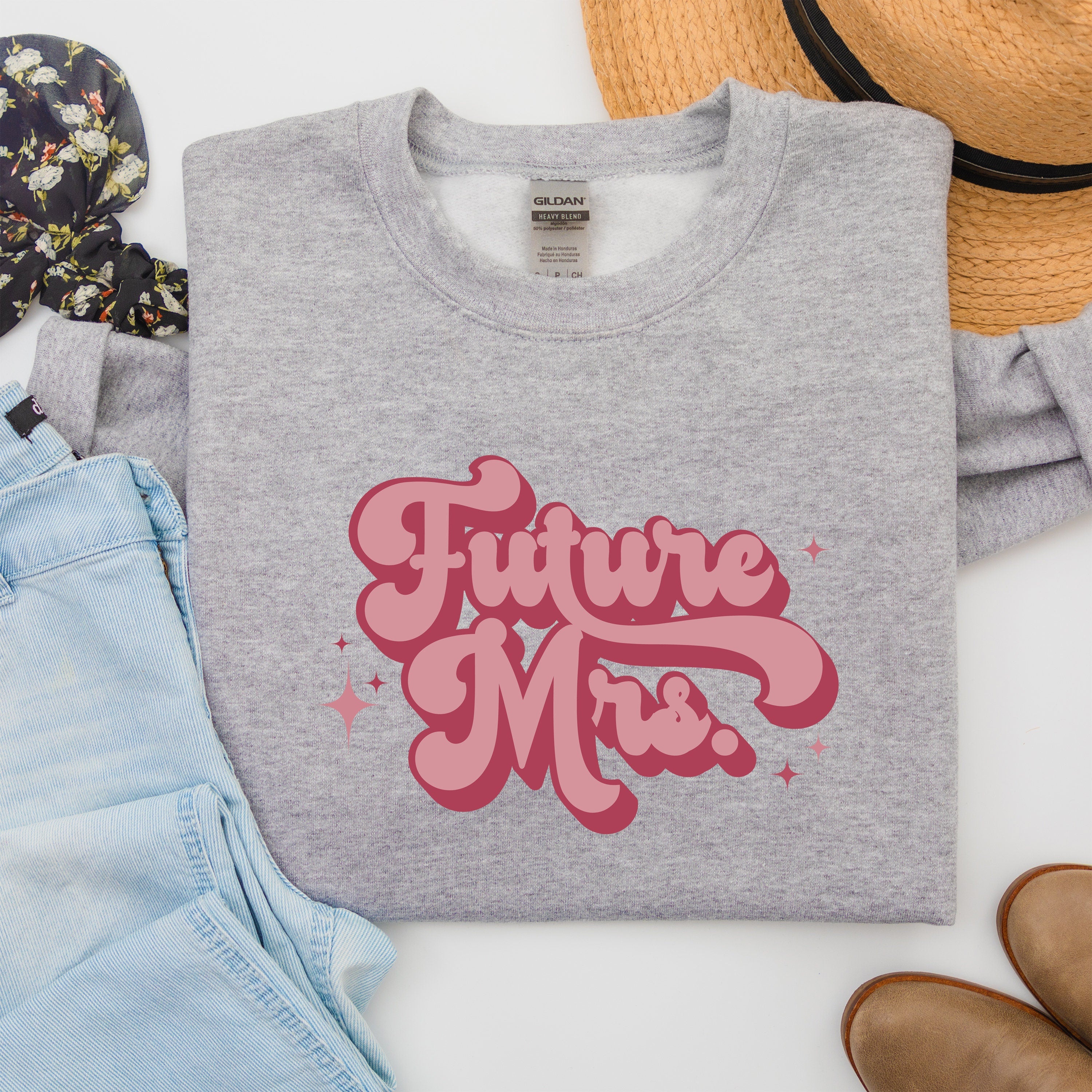 Bride to be shirt, Newly Engaged gift, Future Mrs Sweatshirt, Bridal Sweater